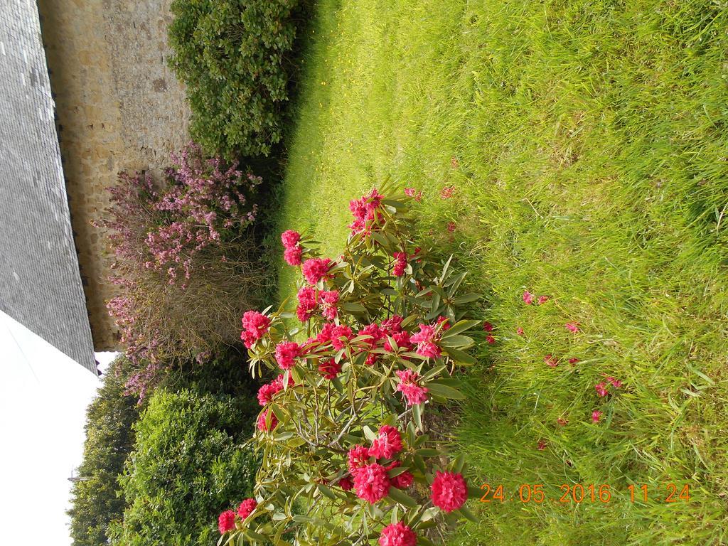 Ferme Manoir La Fiere Bed & Breakfast Sainte-Mère-Église Eksteriør bilde