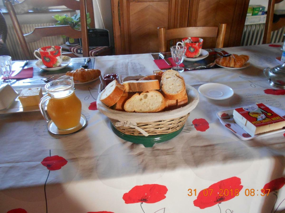 Ferme Manoir La Fiere Bed & Breakfast Sainte-Mère-Église Eksteriør bilde