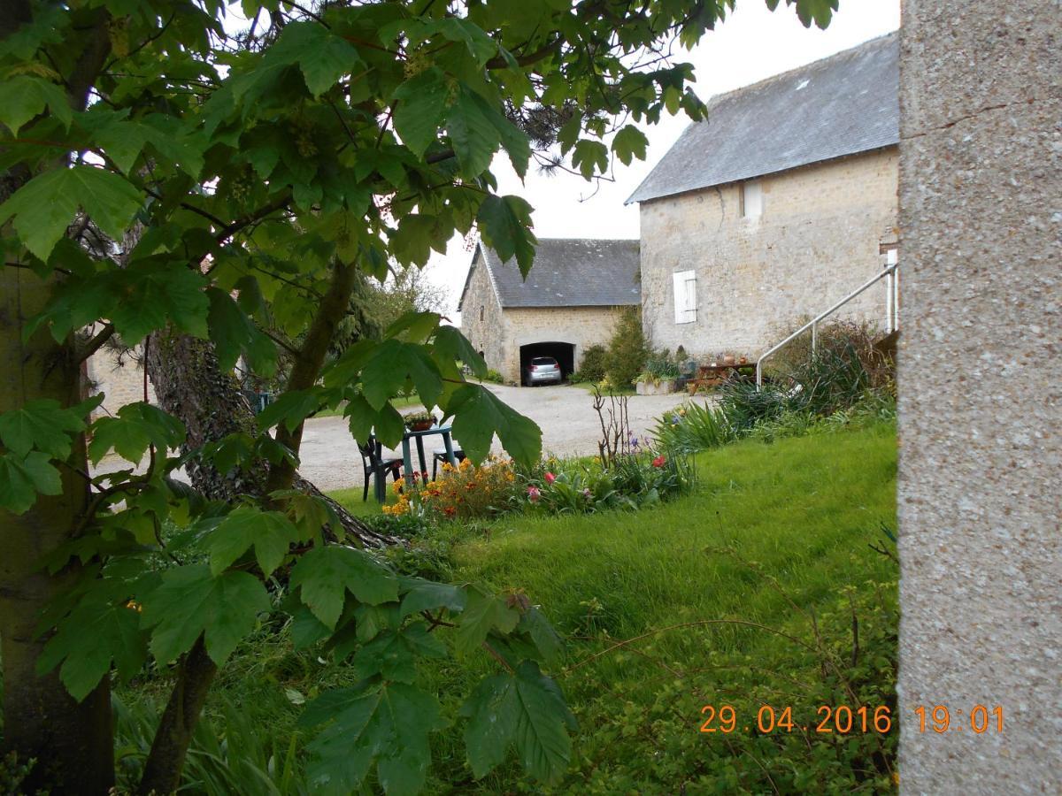 Ferme Manoir La Fiere Bed & Breakfast Sainte-Mère-Église Eksteriør bilde